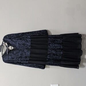 Knox Rose tiered dress